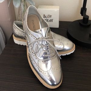 Silver Lace Up Oxford Shoes